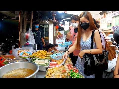 Top Evening Street Food at Toul Tom Poung Market Phnom Penh - Street Food in Cambodia