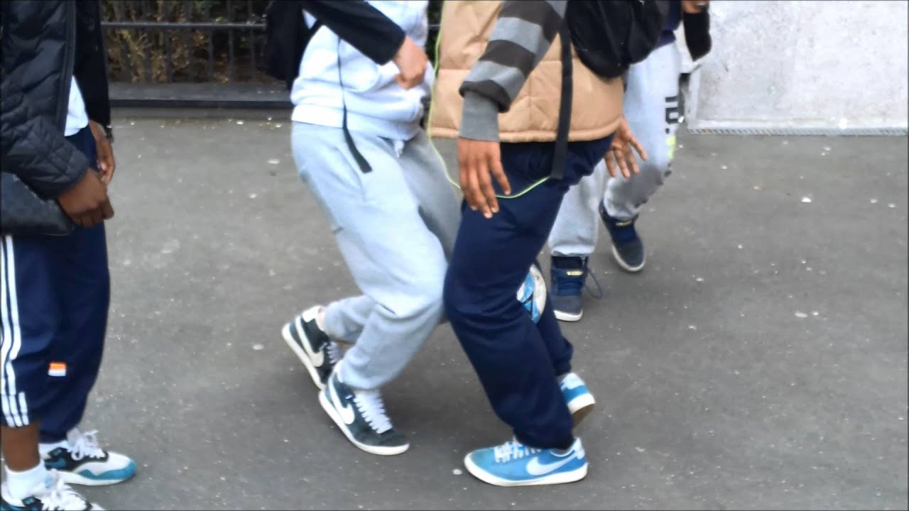 Watch video Session foot a la parisienne Session foot a la parisienne