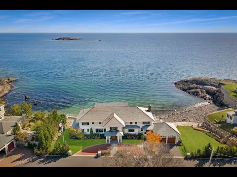 15 Spray Avenue,  Marblehead MA