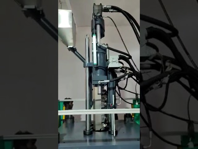 double slide vertical injection moulding machine - Vertical Double ...