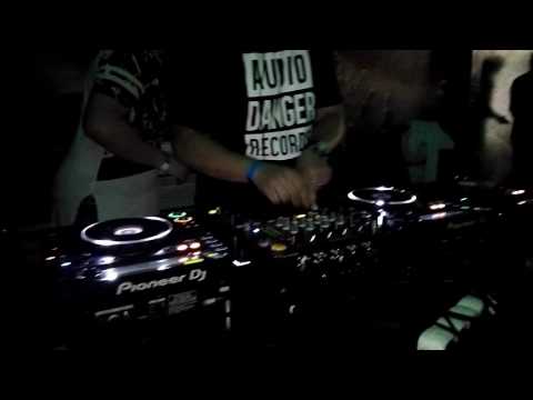 dnb:fest Summer 2017 // Elam Club // 2.6.17 // DCKDST b2b D-High