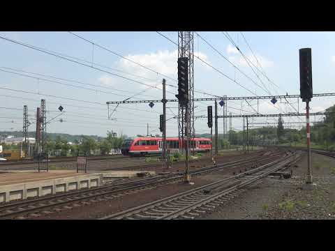 2019 - CZ - ARRIVA 642 Desiro DMU with a Linky S train, in Praha-Libeň