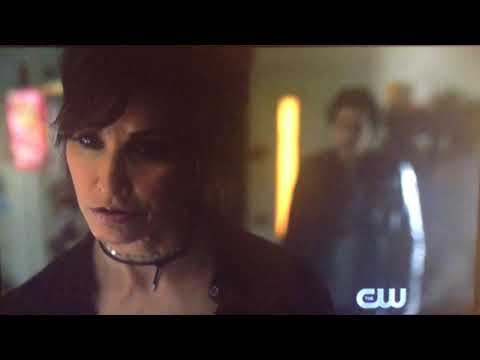 Riverdale 3x15 Jughead finds out his mom's drug trade plan