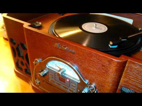 Chattanooga Choo Choo - Glenn Miller & his Orchestra. May 7, 1941