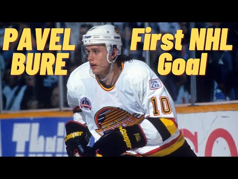 Pavel Bure #10 (Vancouver Canucks) first NHL goal Nov 12, 1991 (Classic NHL)