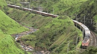 Unbelievable & Jaw Dropping View Of 2 Trains In An Absolutely Fantastic Backdrop Of Thull Ghats !!!