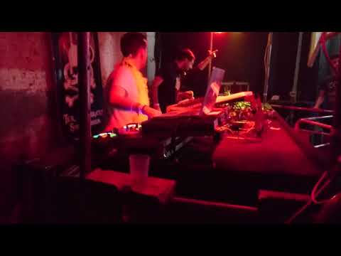 Flo / TEK-HILARANT / Glow In The Dark - Nyctophilia / BZH / 07-03-2018 / Vidéo by Cheyenne Blood