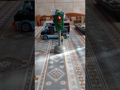 traffic lights (semafor)