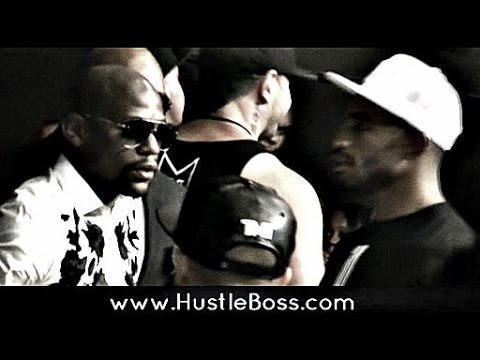 Floyd Mayweather watches from ringside as Lionell 'Lonnie B' Thompson defeats Donovan George