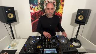 Download lagu FUNKY HOUSE  30 de Novembro mp3