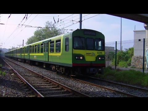8300 Class Dart Train heading to Dun Laoghaire