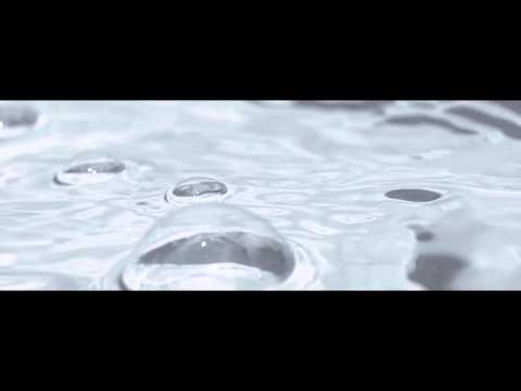 Elroy 4.0 - Trinkets (feat. The Kite String Tangle) (Official Video)