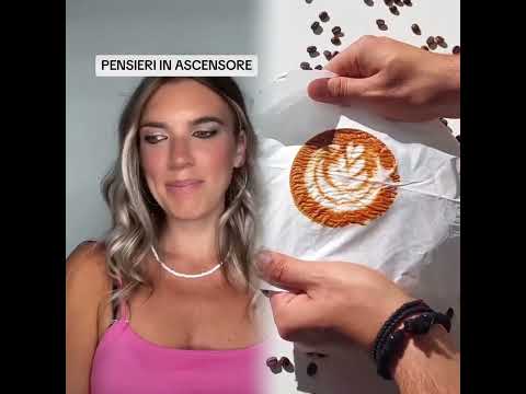 In ascensore. #ascensore#inascensore#bruttipensieri#paura#humor#comicità#lauradimaso#ridere#ironia