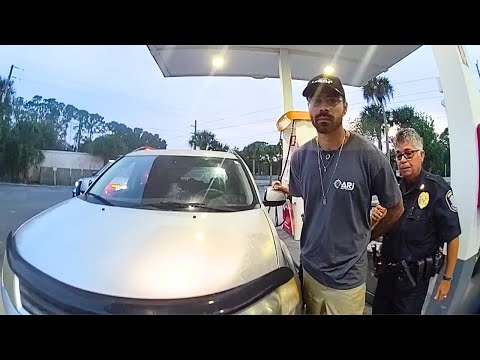 Sovereign Citizen Thinks He Runs The Show During Traffic Stop