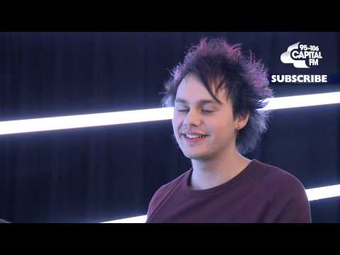 5SOS Face To Face: Ashton Vs. Michael - What Was Your First Pet?