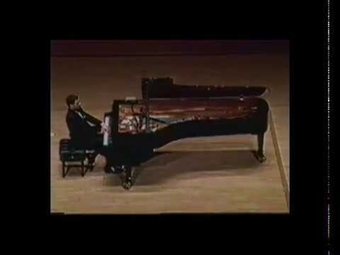 Trendafiloff plays Alexander Vladigerov Toccata