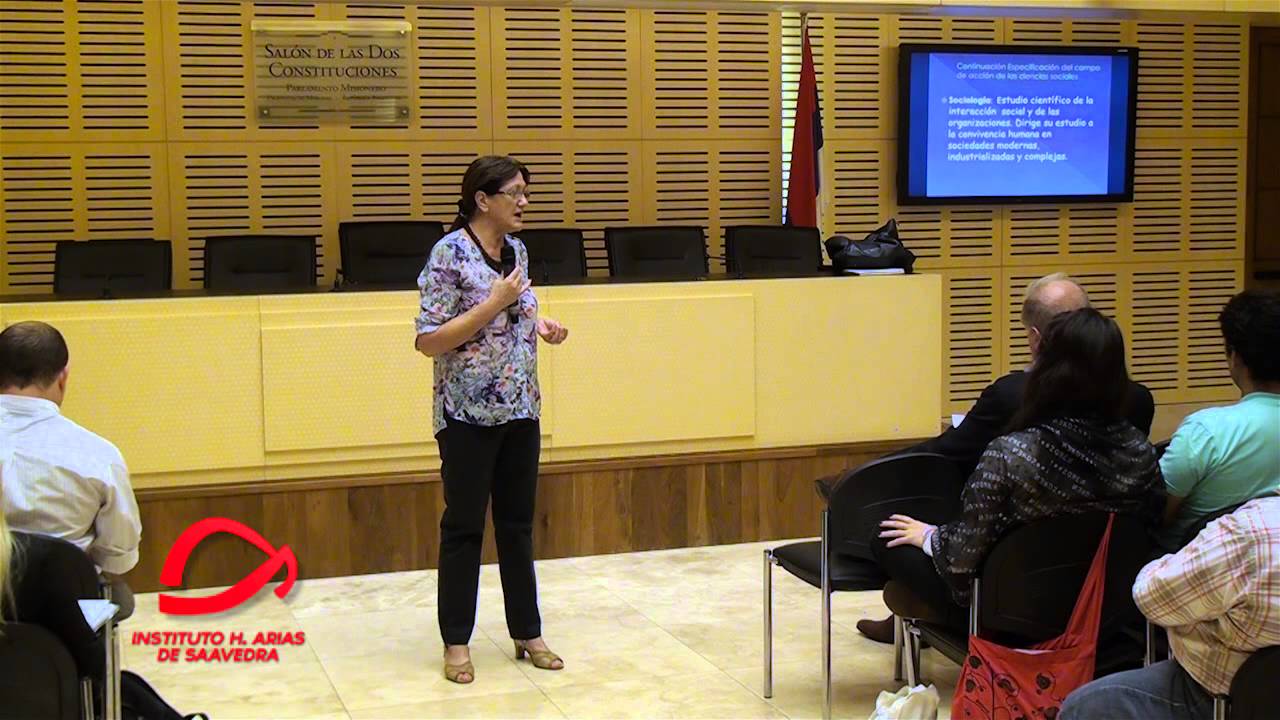 Materia: Introducción a las Ciencias Sociales - Clase 28-04-2015