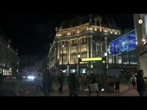 ロンドンのクリスマスライトは2020年の英雄を祝う (London Christmas lights celebrate 2020 heroes)