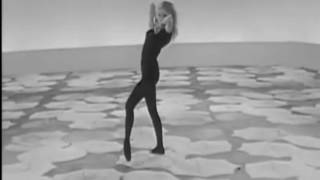 Calico Queen - Madame Sheriff