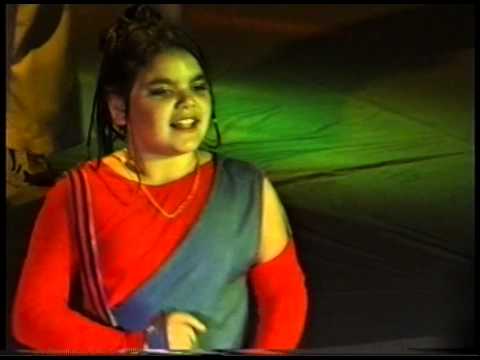 10. Емилија Цоклевска - Слатко ме лажеш [2001]