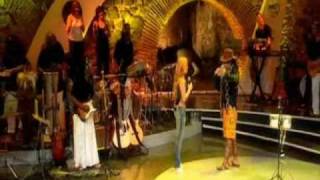 Claudia Leite &amp; Babado Novo