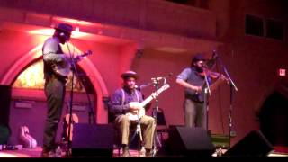 Dom Flemons Trio - But They Got It Fixed Right On