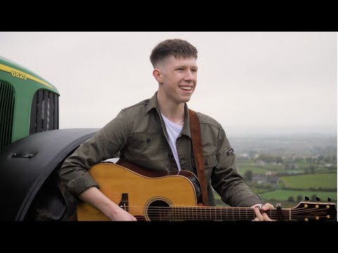 Gavin Gribben - Find The Right Girl (OFFICIAL VIDEO)