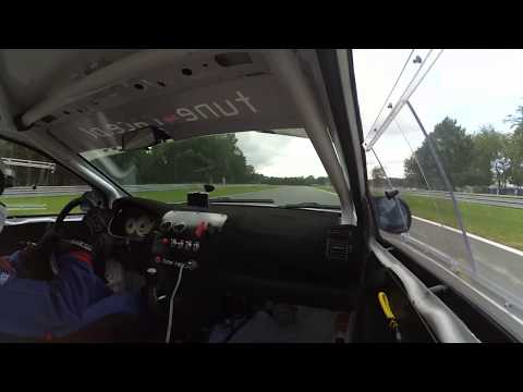Lap of Tor Poznań - race spec Honda Civic EP3 Type R