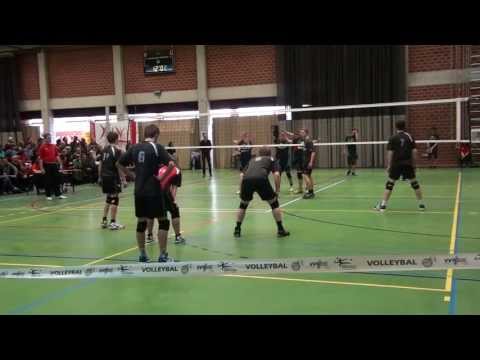 Bekerfinale Scholieren Jongens 2013 (VC Helios Zonhoven - VTI Hasselt) set1