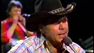 Download lagu Roy Clark performing Folsum Prison  on Austin City Limits mp3