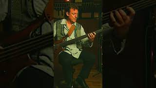 Learn how to play one of the most iconic bass riffs of all time #jackbruce #cream