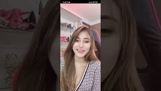 Download lagu Lidya Danira mulus banget gak sengaja kelihatan mp3 Download lagu Lidya Danira mulus banget gak sengaja kelihatan mp3