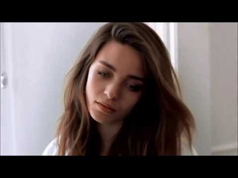 ANNE VANDERLOVE:Balade en novembre(1966)