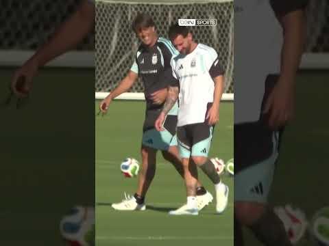 😆 Leo Messi s'amuse bien à l'entrainement avec l'Argentine 🇦🇷 !