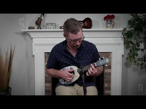 Демонстрация звучания укулеле Luna UKE Great Wave Pineapple