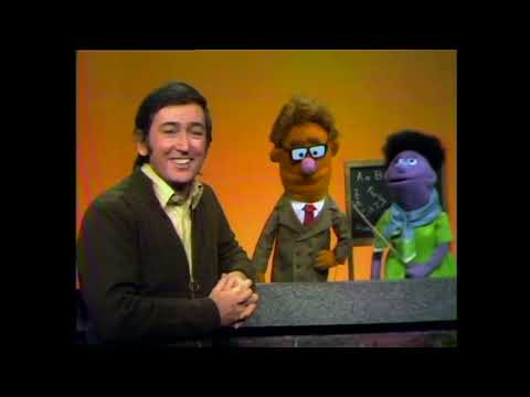 Muppet Songs: Bob - People in Your Neighborhood (1971)