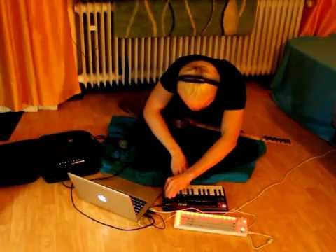 [ableton,guitar,wobble-bass]Tengry Lab - "Trans-Siberian Trance"