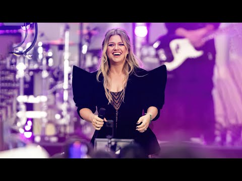 Kelly Clarkson - Since U Been Gone (Today Show 2023) [2K]