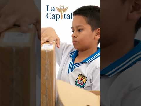 ENTREGAN PAQUETES ESCOLARES EN LA UNIÓN