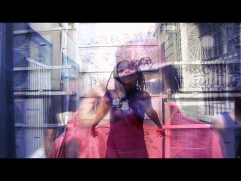 AudioMan feat La Maliss PendeMike & Miss Andyy - Rien a foutt ( Clip Officiel )