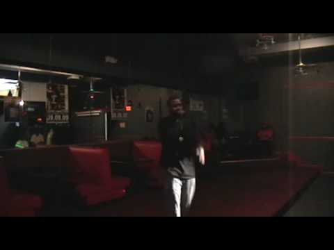 Reimo  -  Don't Touch Live @Hartz Cafe