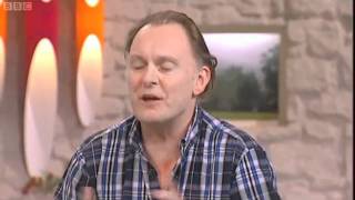Роберт Гленистер в передаче на канале ВВС