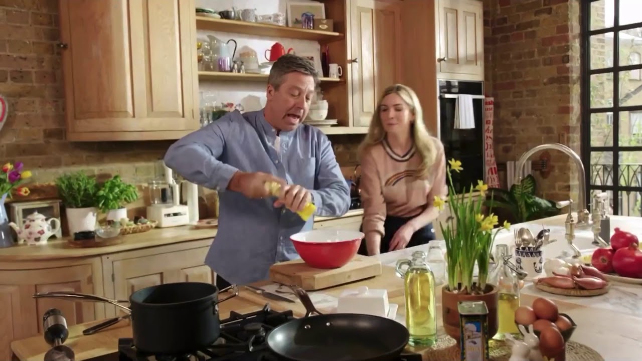 John and Lisa’s Weekend Kitchen Clip 2 2020