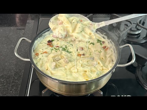 How to make creamy potato and bacon pasta, the best pasta you'll ever eat.