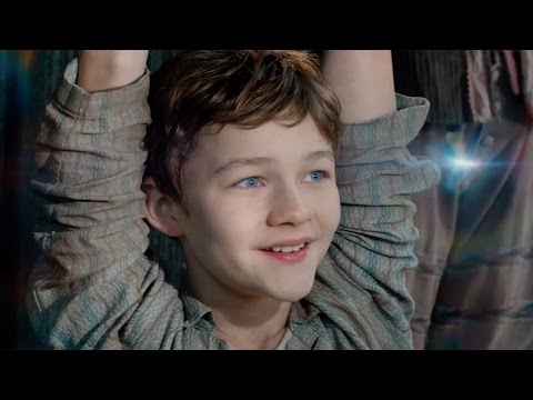 Pan (Featurette 'Reinventing a Classic')