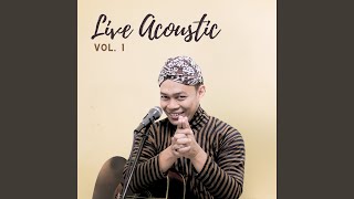 Download lagu Kalih Welasku (Live, Acoustic) mp3