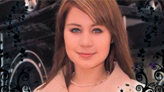 Anna Abreu - Something About U (LYRICS + DOWNLOAD)