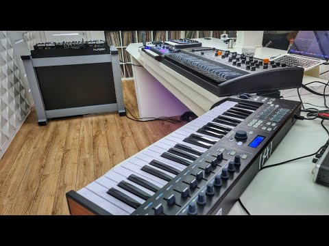 Xoni On Air Special Edition Greg Helden Synthroad Live Act