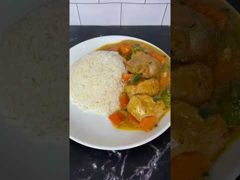 Craving Delicious Coconut Chicken Curry Sauce? #sauce #youtubemadeforyou #shorts #shortsafrica #food