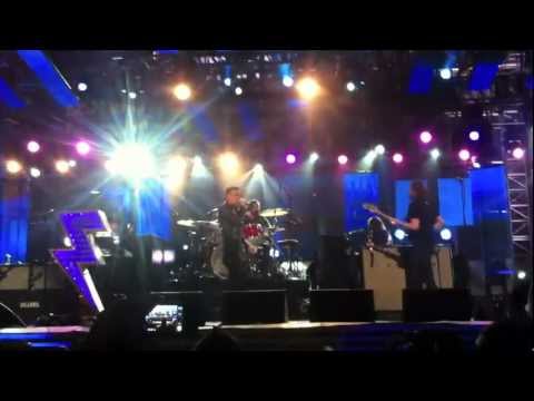 Spaceman - The Killers Live @ Jimmy KimmeL